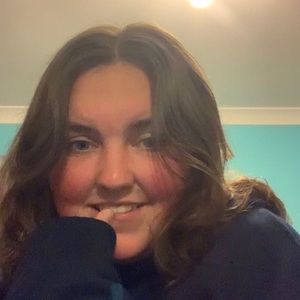 Meet your Posher, Casey